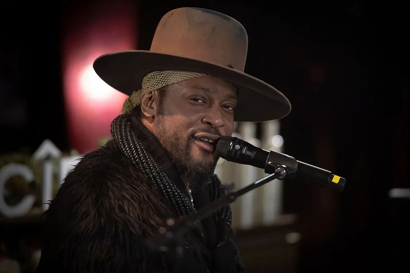 D’Angelo: Музыка, аура и исчезновение иконы нео-соула