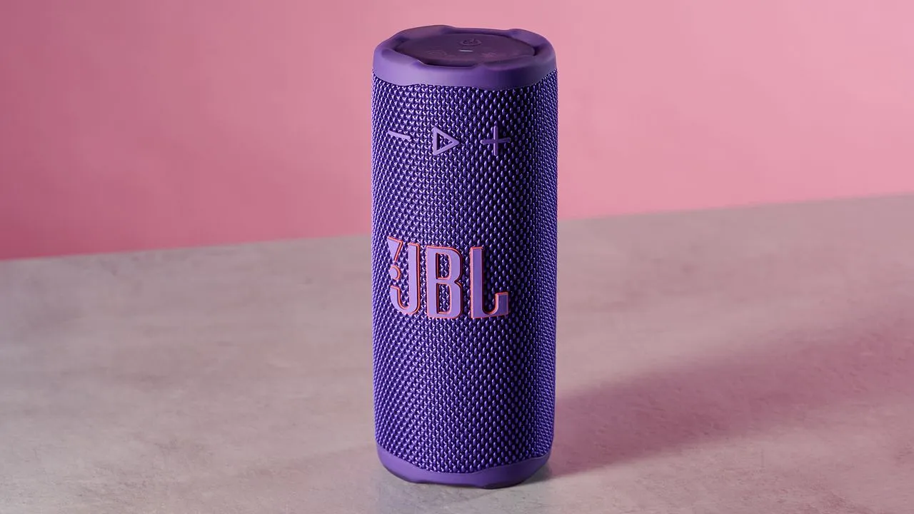 JBL Grip — когда банку можно ронять