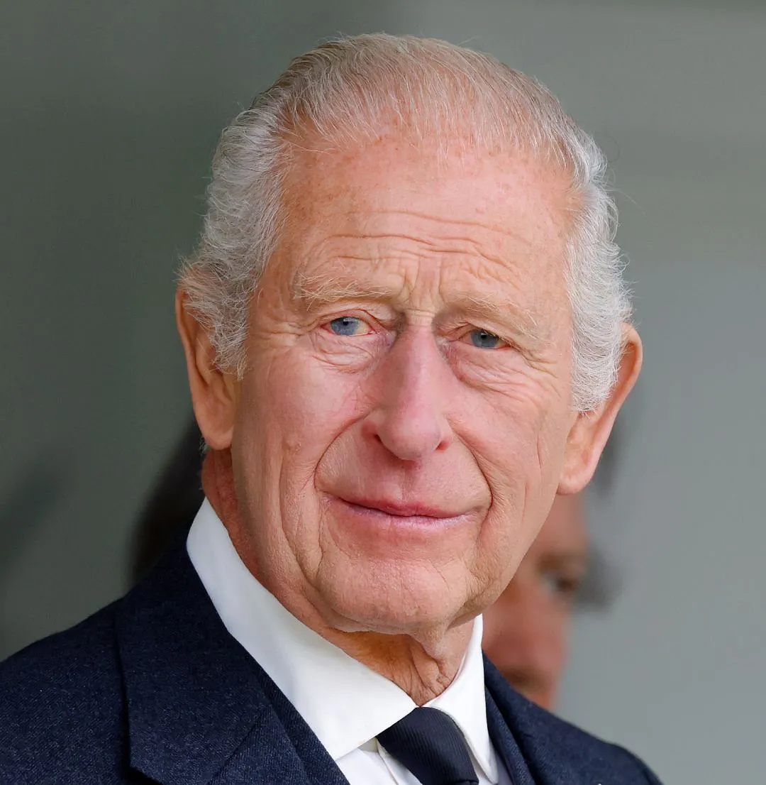 Король Карл III впервые за 500 лет помолится с папой римским