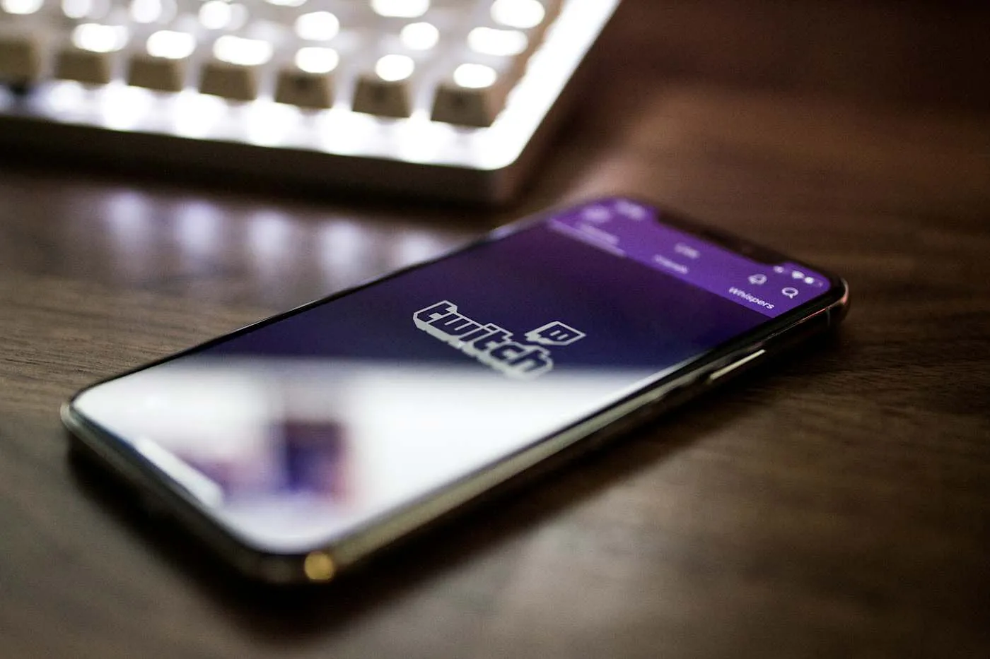 Twitch меняет правила: точечные баны, деньги для стримеров и вертикальные эфиры