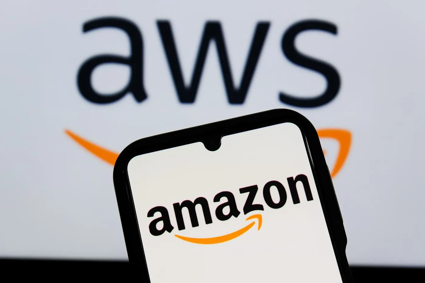 Крах половины интернета: сбой в AWS обрушил топовые сервисы