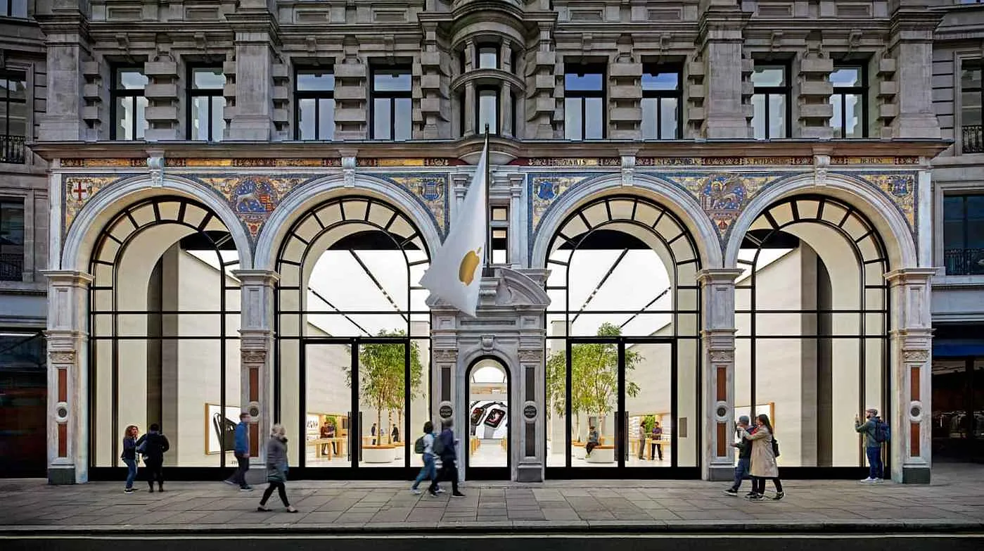 Apple публично оспаривает европейский закон DMA