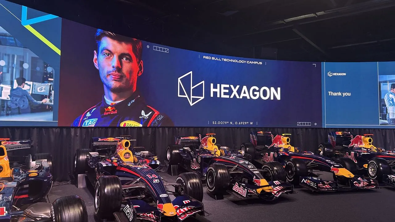 Hexagon ускоряет Red Bull Racing