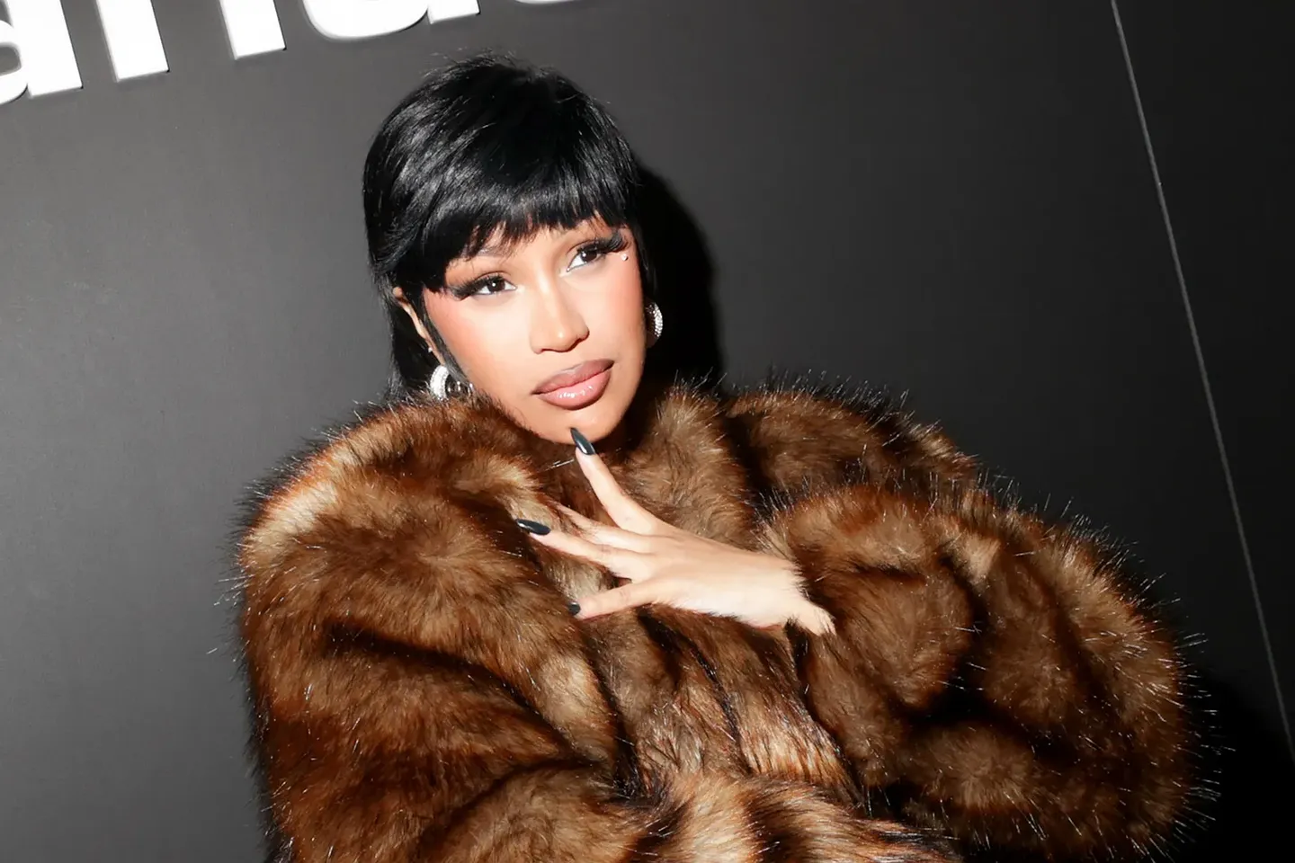 Cardi B: Тёмная энергия во время беременности
