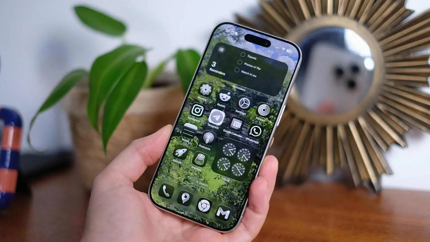 Apple обновила Liquid Glass в iOS, iPadOS и macOS: теперь можно «затуманить» экран
