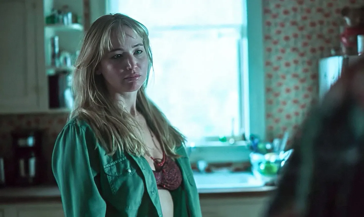 «Die My Love»: Оскары, Лоуренс и абсурд на грани нервного срыва