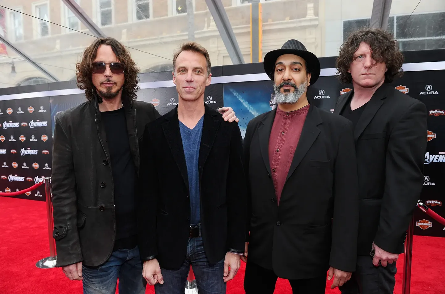 Джим Керри и Soundgarden: рок-н-ролл постоянно удивляет