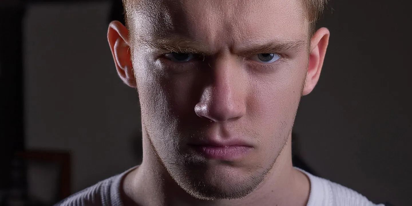 Личные обиды и политика: немцы идут направо, американцы — налево