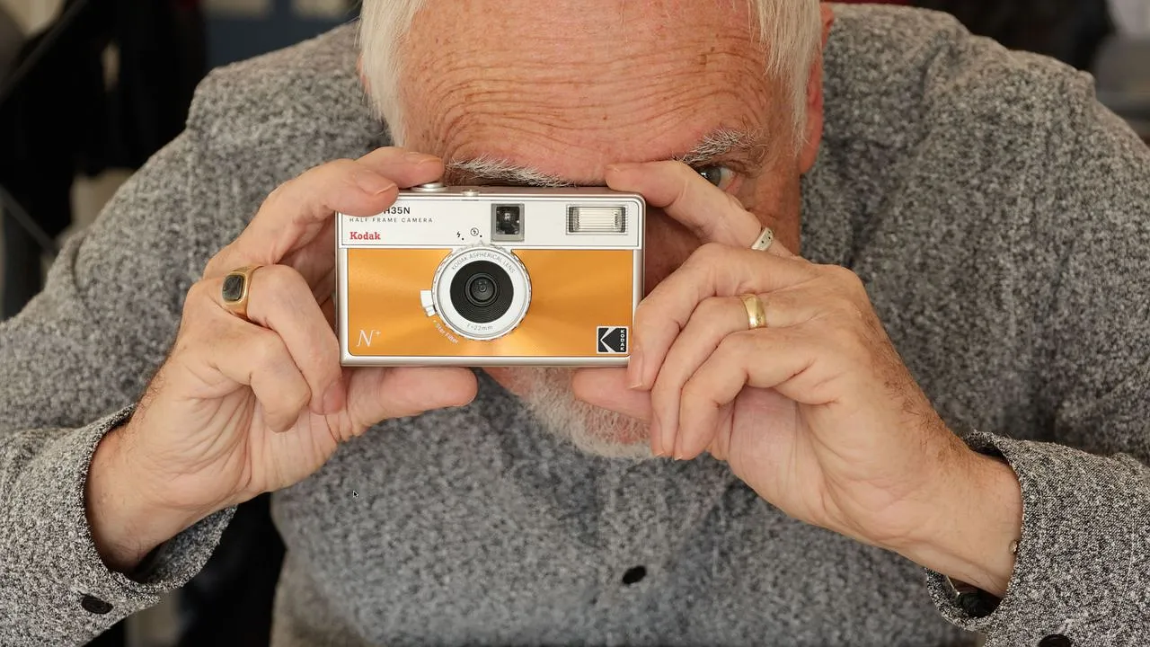 Пластиковая реинкарнация: Kodak Ektar H35N – плёночный ностальжи на минималках