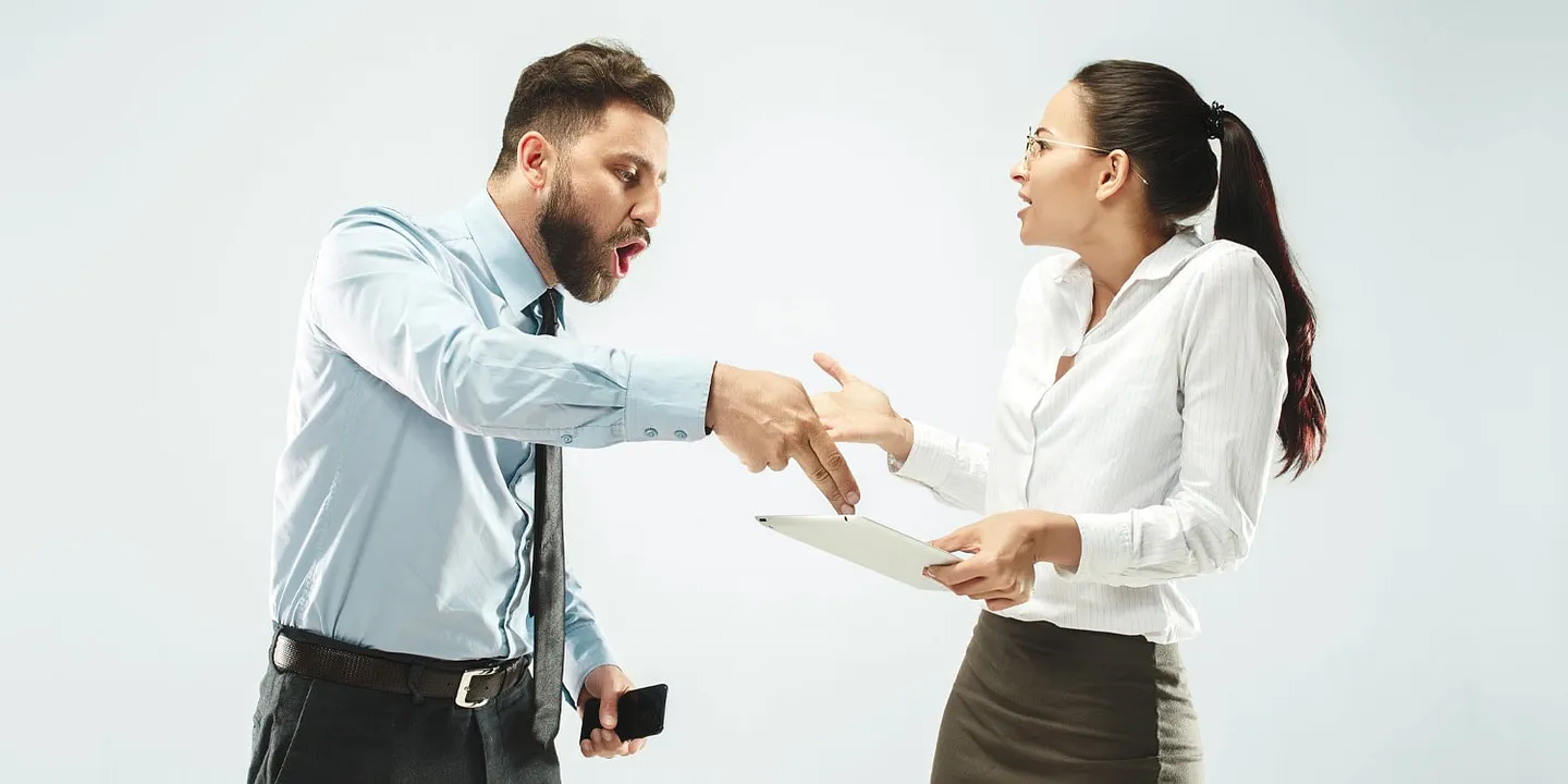 Может ли религия усмирить тёмные личности на работе?