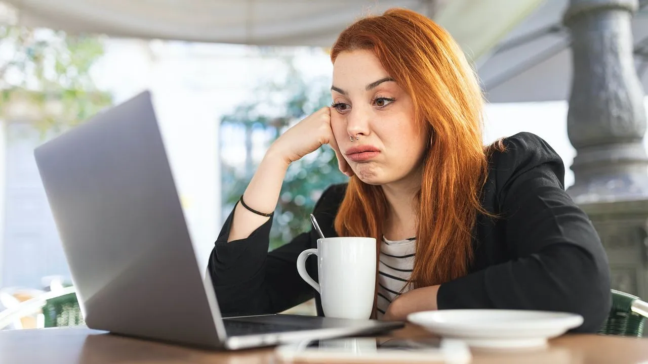 Майкрософт и восстание пользователей: Windows 11 превращают в лабораторного кролика ИИ