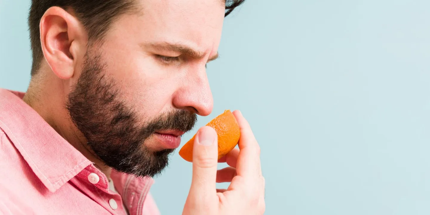 Потеря обоняния: первый признак болезни Альцгеймера и Паркинсона