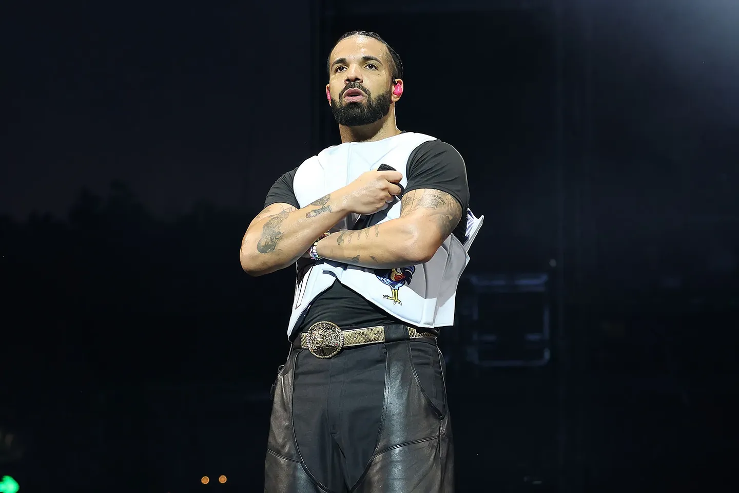 Drake напомнил всем: никто на него не мочился – даже если очень хотелось