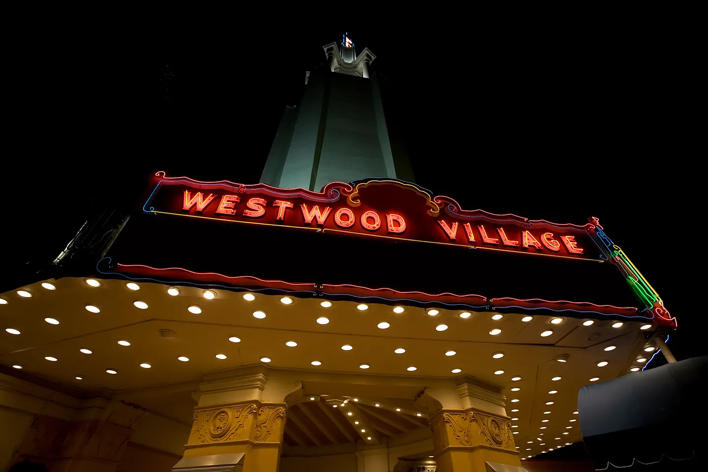 American Cinematheque возглавит исторический кинотеатр Westwood Village