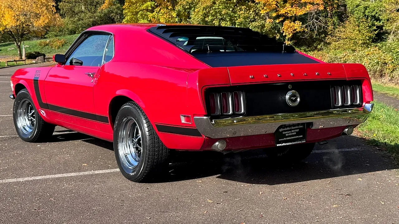 Ford Mustang Boss 302: вечная классика и всеобщий любимец