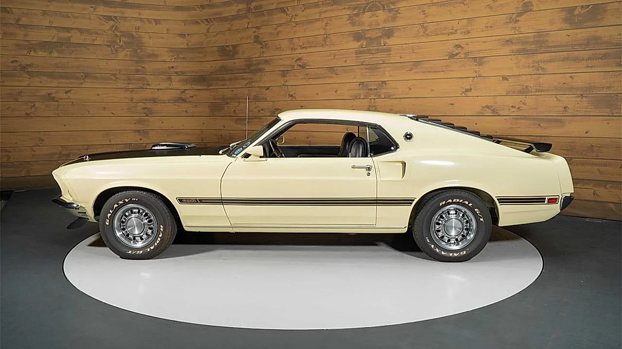 Автомобили, супермясо и сияние тормозов: Ford, Toyota, Le Mans