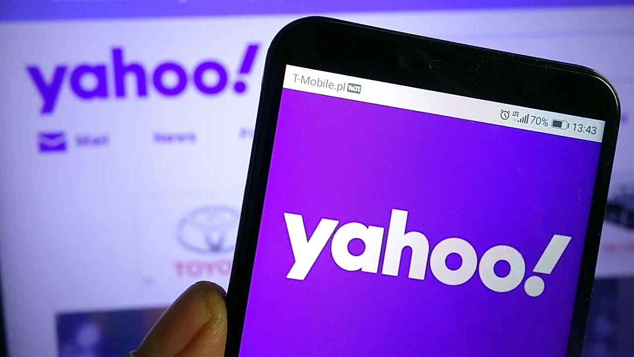 Yahoo и AOL парализованы: массовый сбой почтовых сервисов