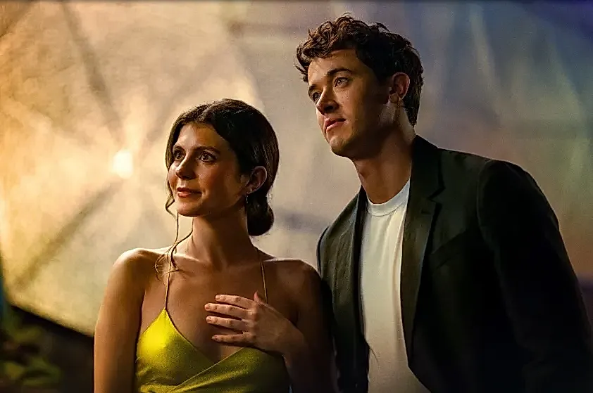 Эмили Генри возвращается