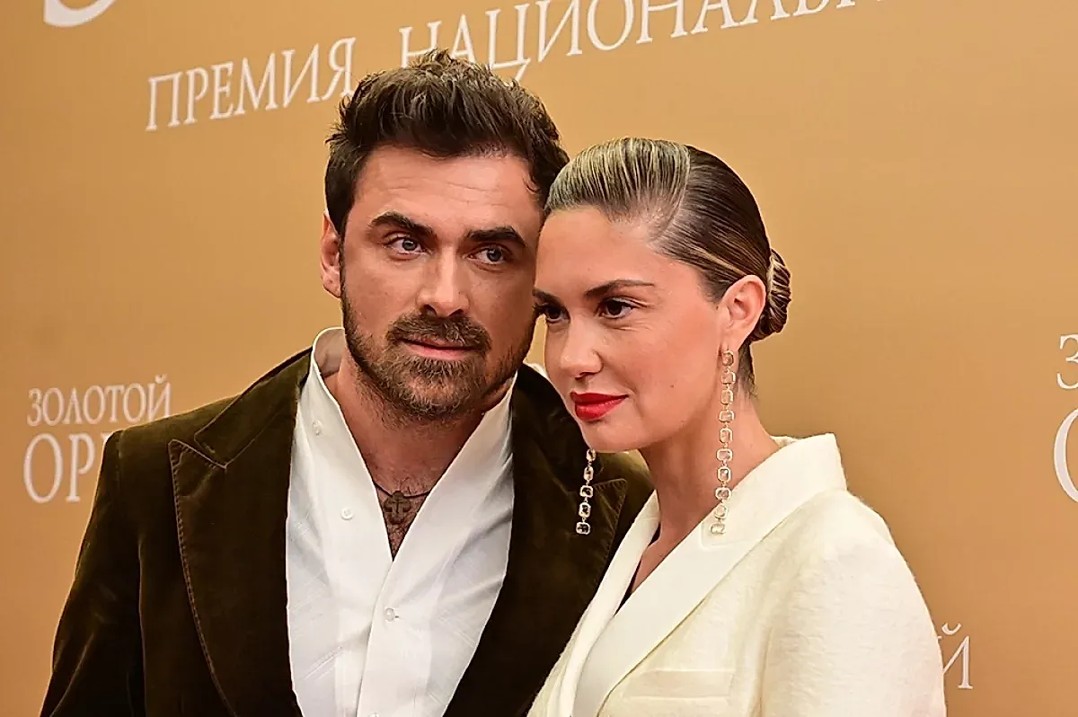 Агата Муцениеце стала мамой в третий раз