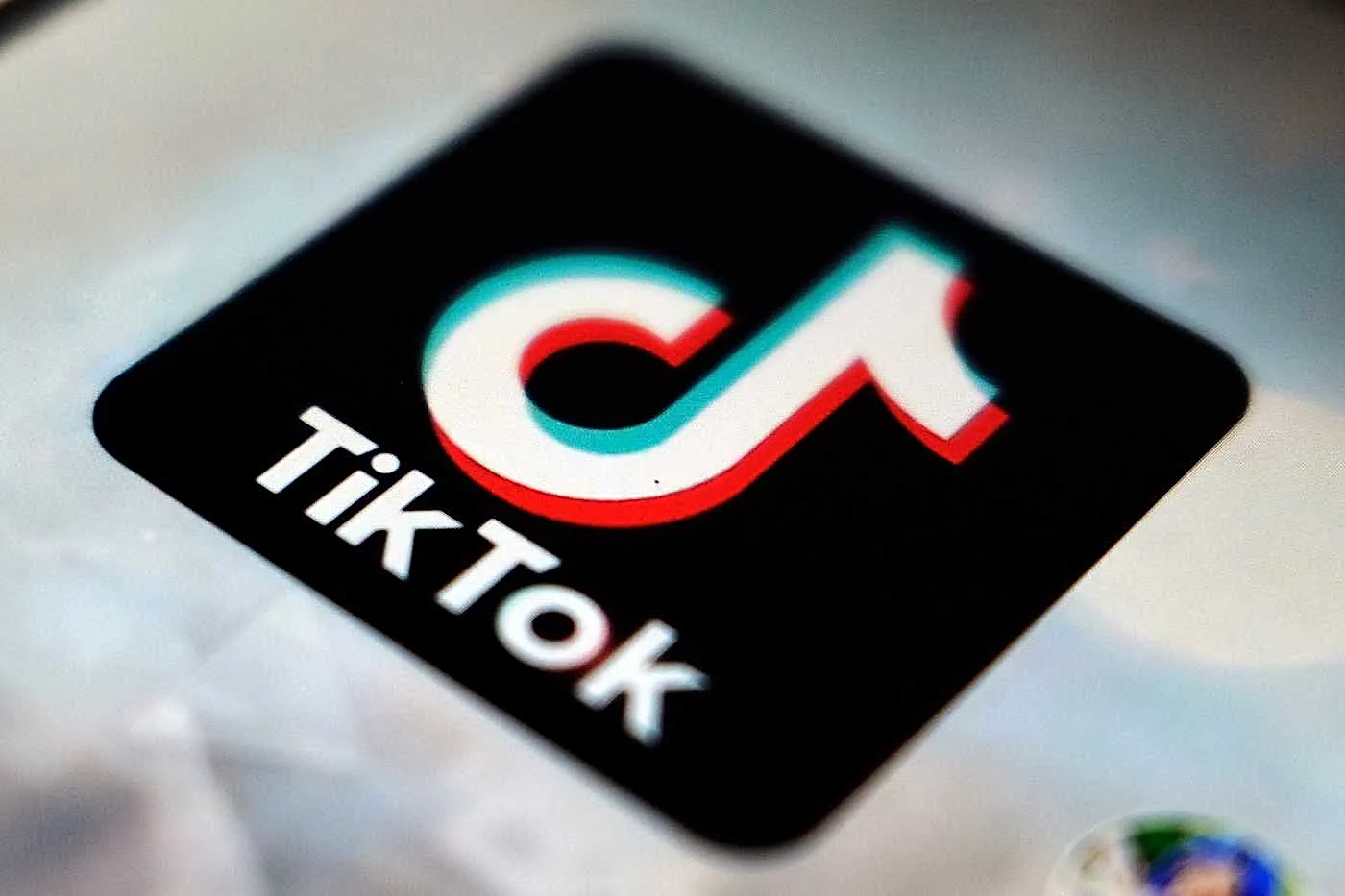 Ирландия ловит TikTok и LinkedIn на крючке DSA
