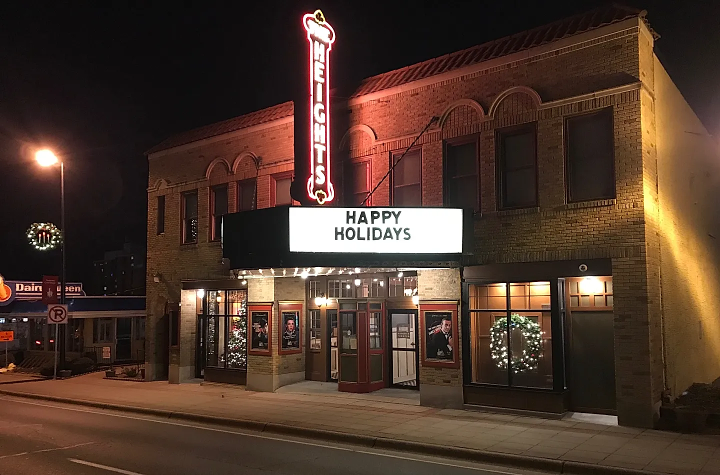 Чикагский кинотеатр берет шефство над Миннеаполисом: большой прокат без попкорна