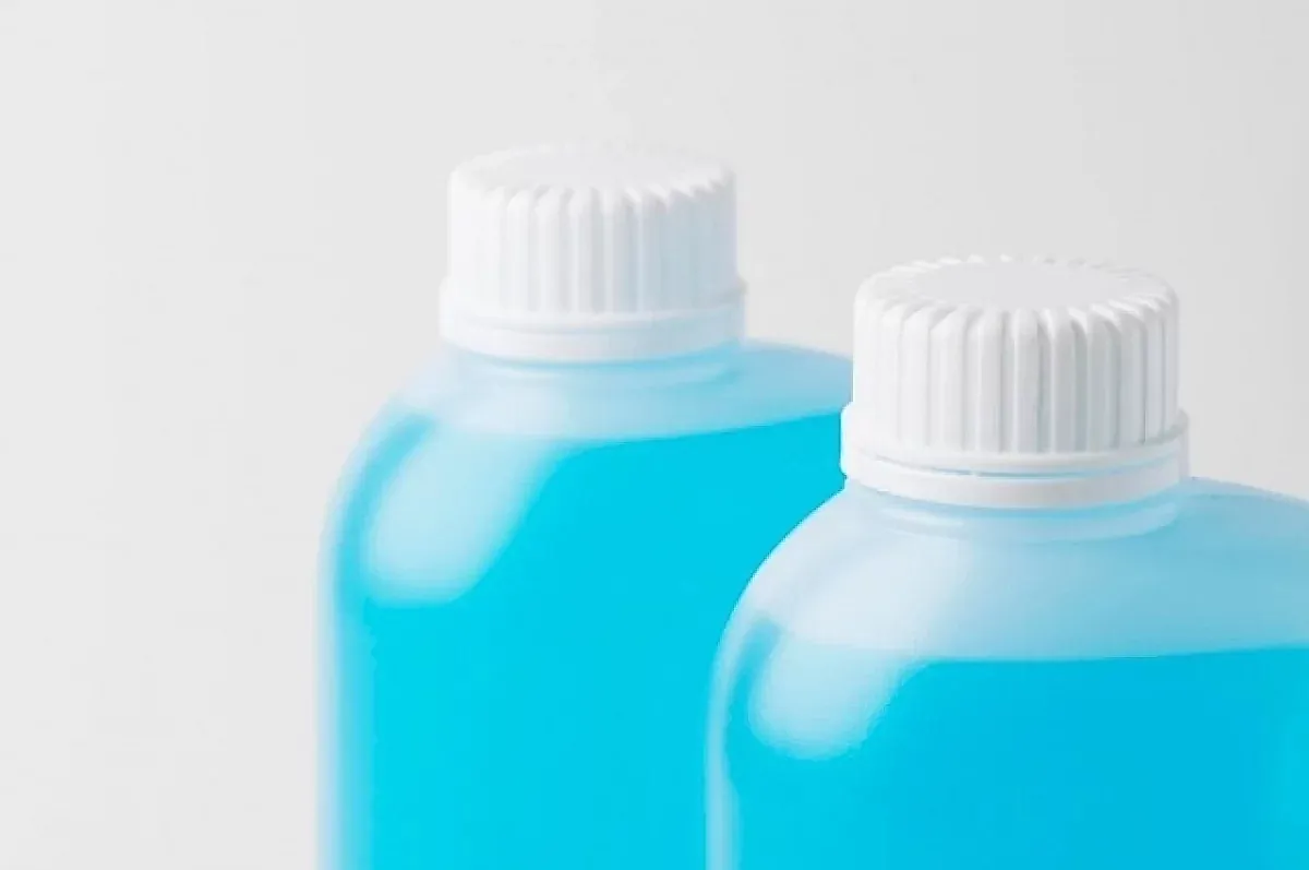 Выбор стеклоомывайки зимой: советы и ловушки