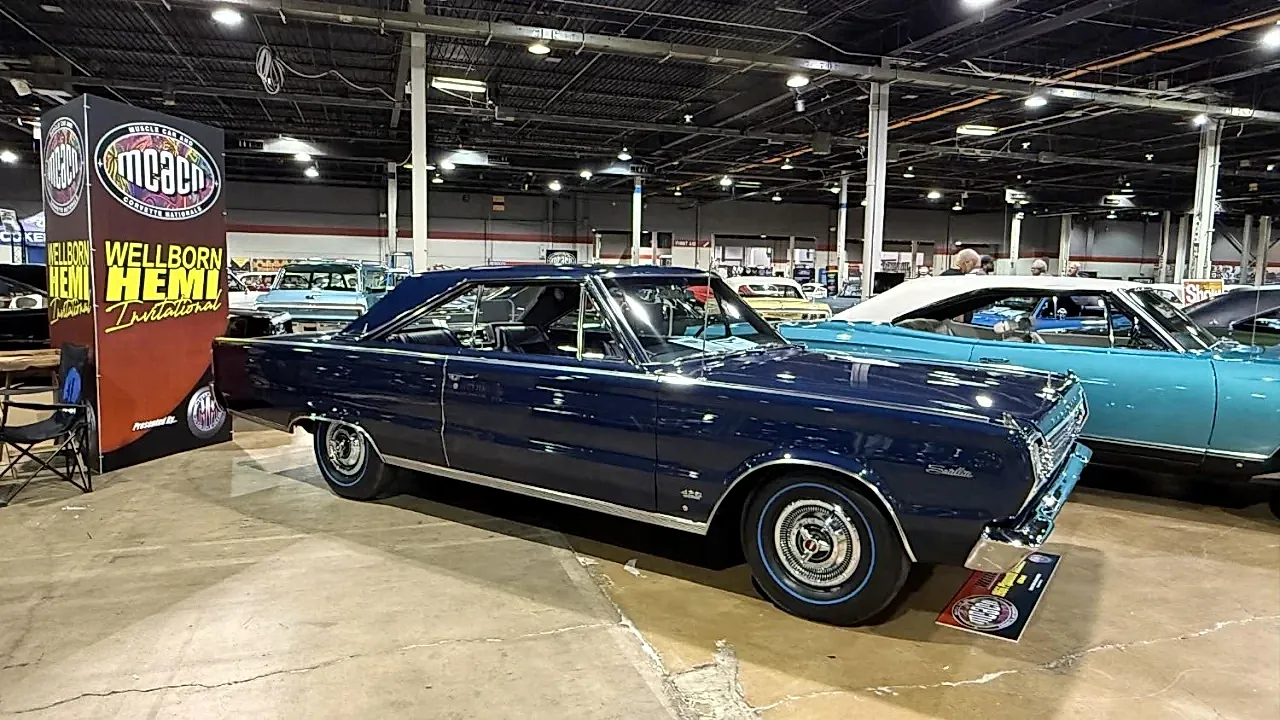 426 Hemi: Король двигателя