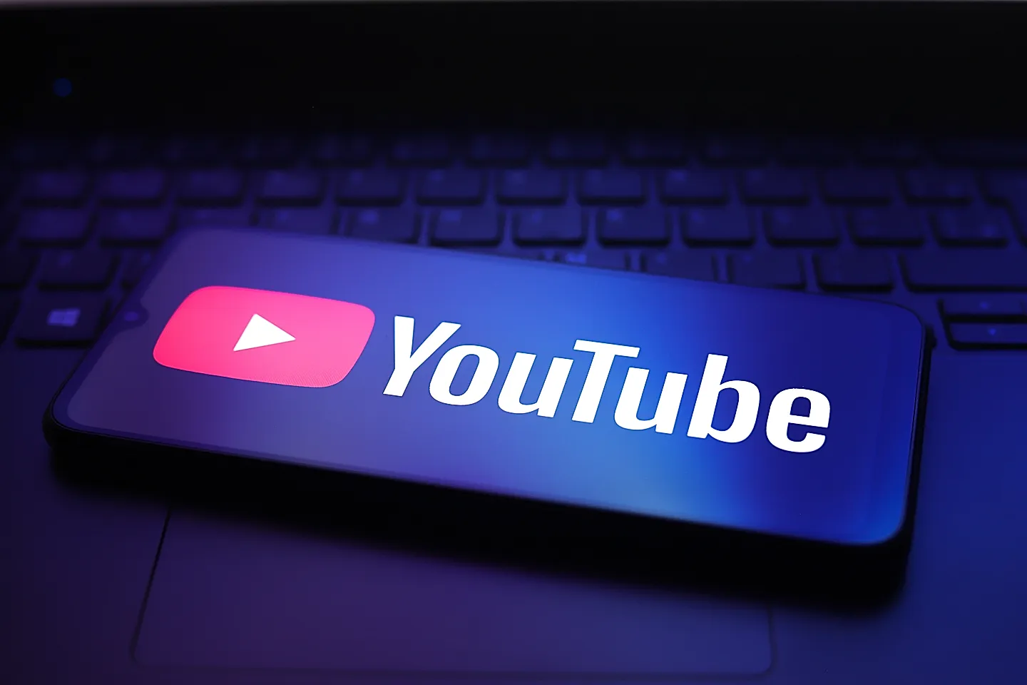 Исследование: больше половины контента в YouTube Shorts — мусор, созданный ИИ