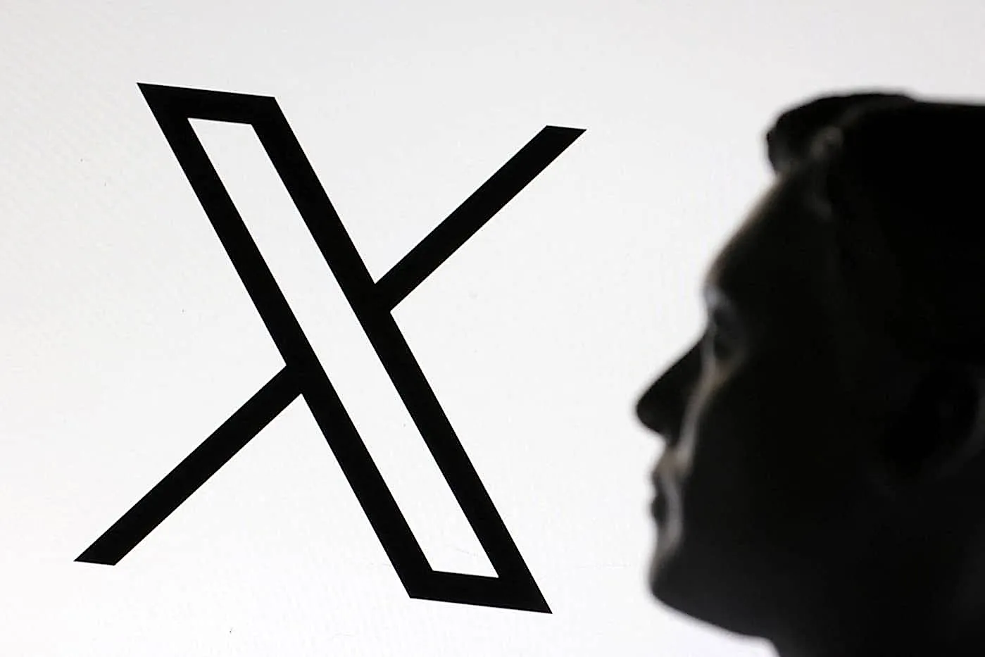 Илон Маск откроет алгоритмы X (Twitter)
