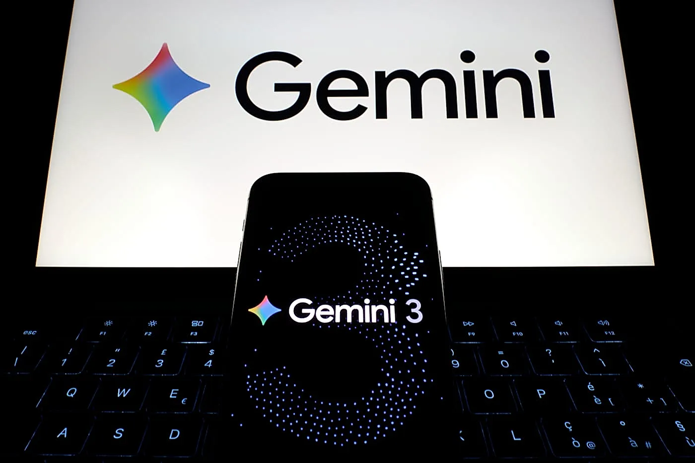 Gemini теперь лезет в Gmail: новая эпоха "Персонального интеллекта" или тотальный сбор данных?