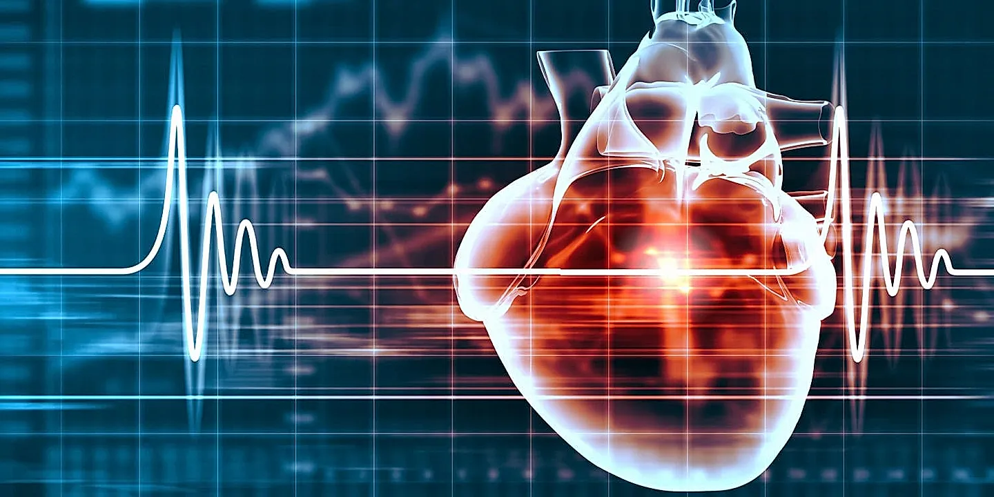 Наблюдать обнимашки — стрессово? Новое исследование: чужая любовь — тревога, а не уют