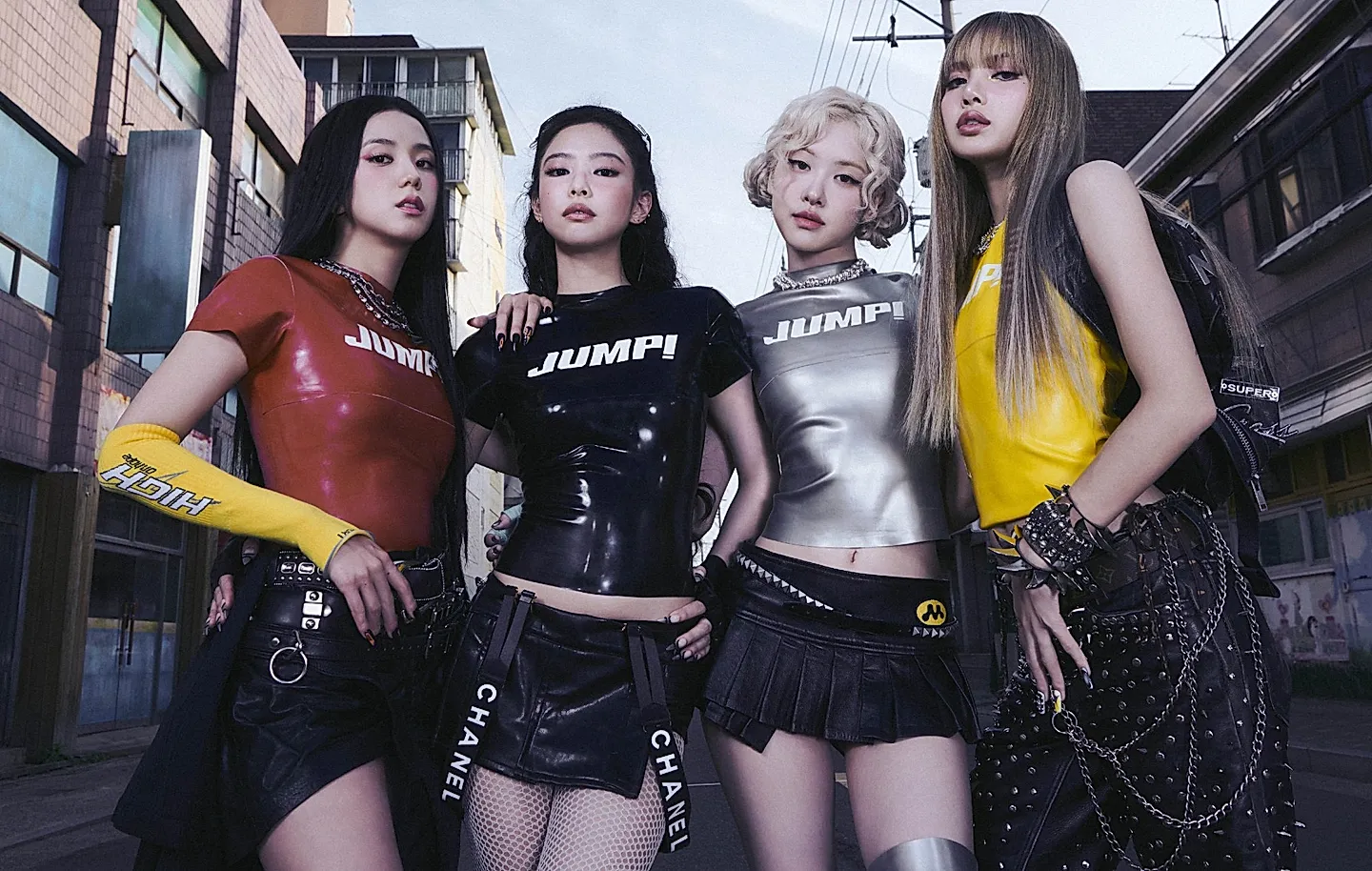 BLACKPINK выпускают мини-альбом “Deadline”