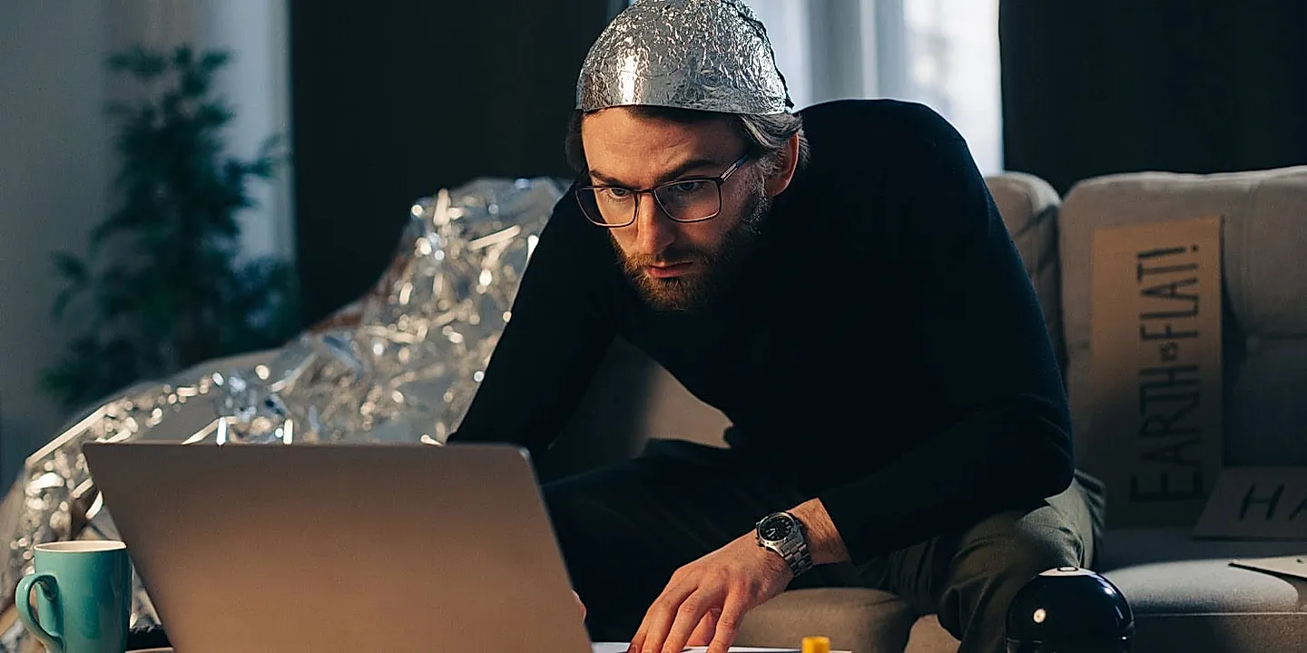 Мета-анализ: как борются с конспирологией