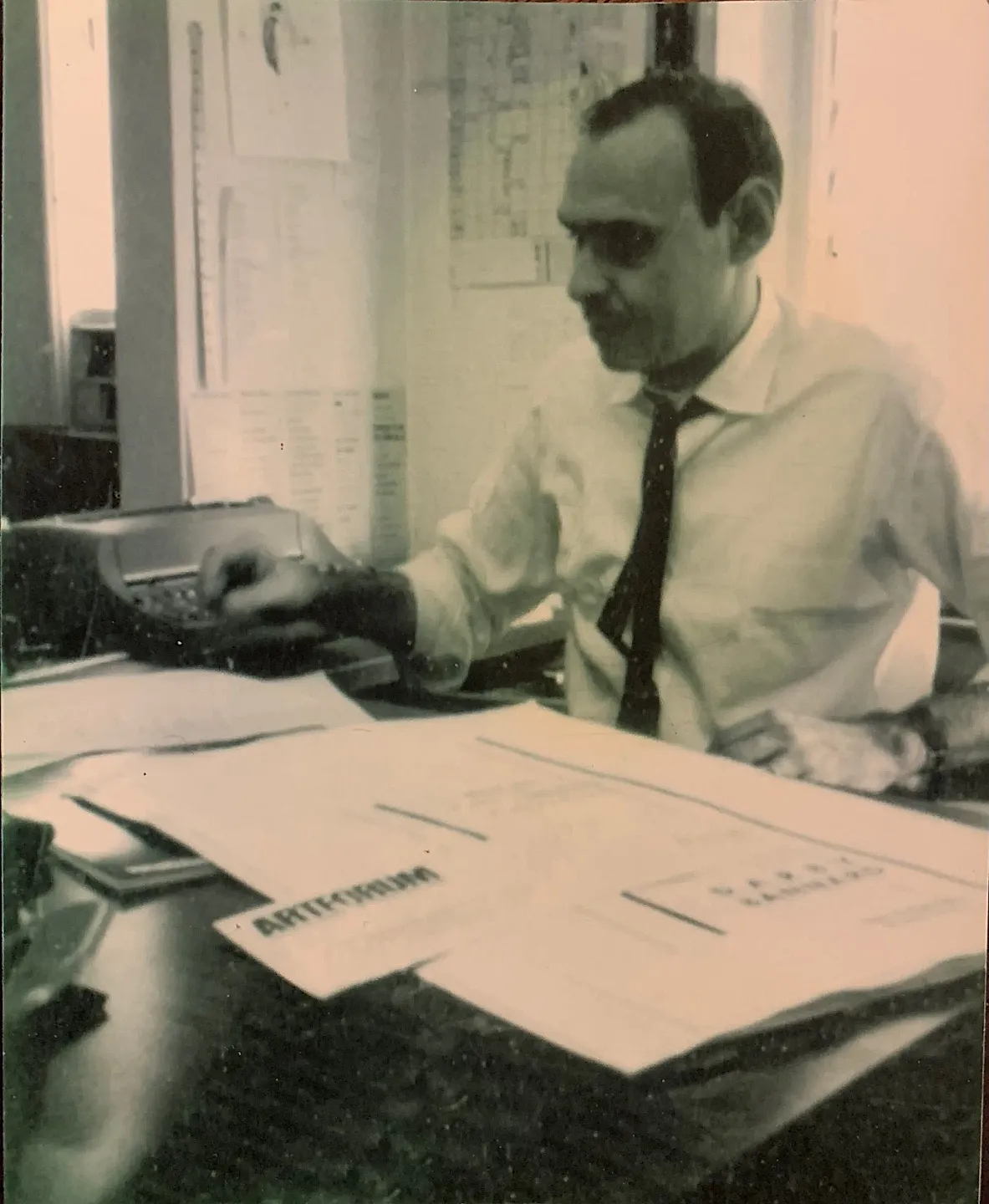 Умер Филип Лайдер — человек, придумавший Artforum