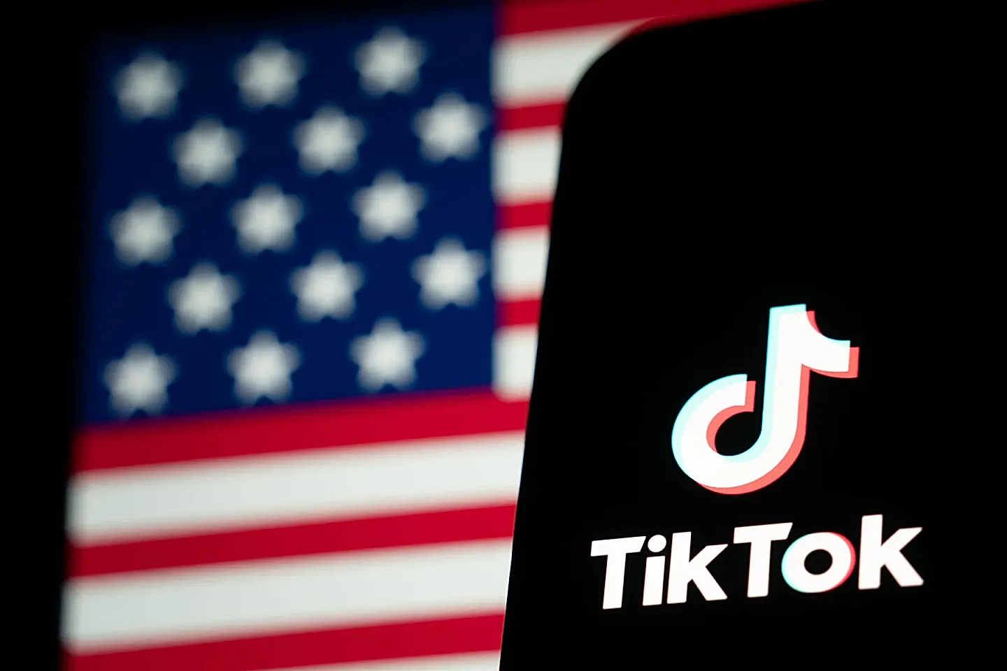 TikTok переезжает в Америку: спасение от бана и новые „американские” правила