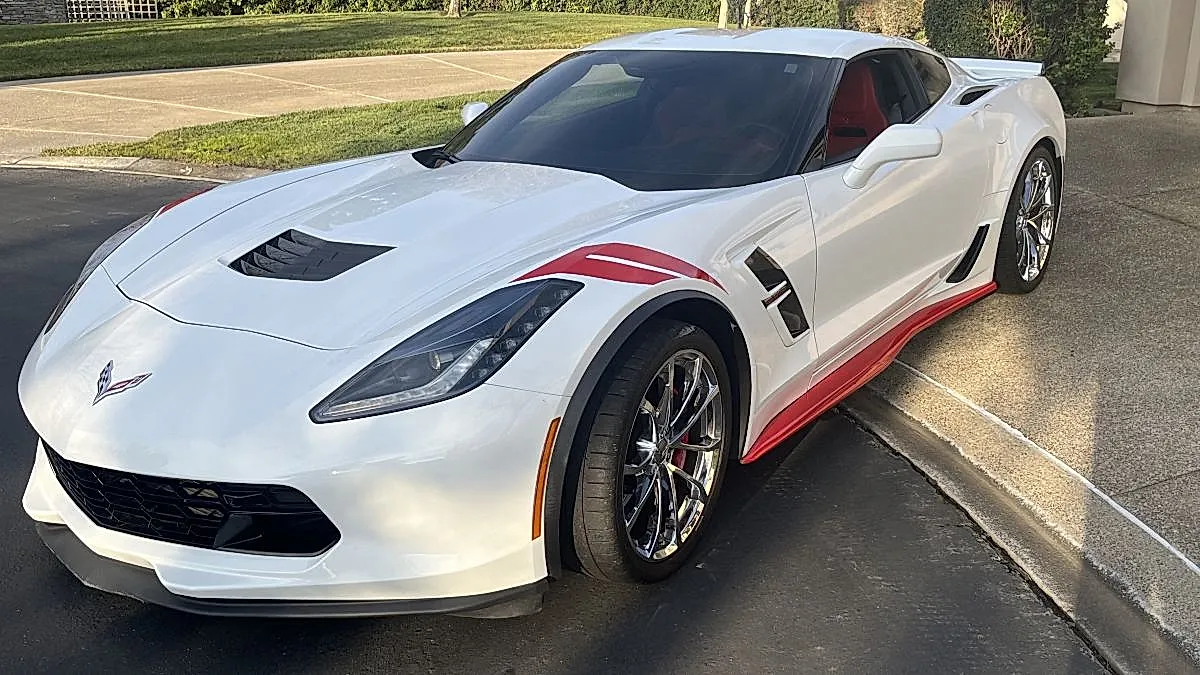 Chevrolet Corvette Grand Sport: новый облик старой легенды