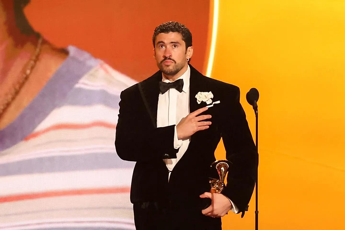 Когда Грэмми и VMA поменялись ролями