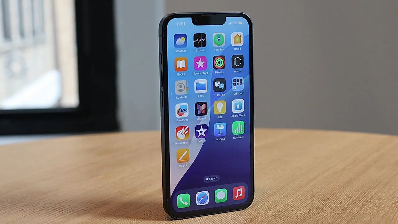 Туман вокруг iPhone 17e