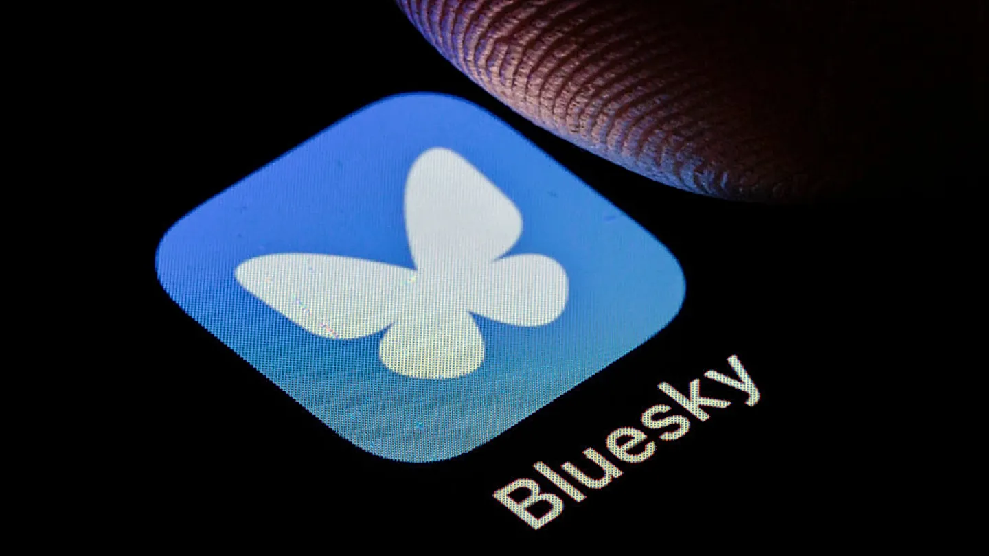 Bluesky догнала основы