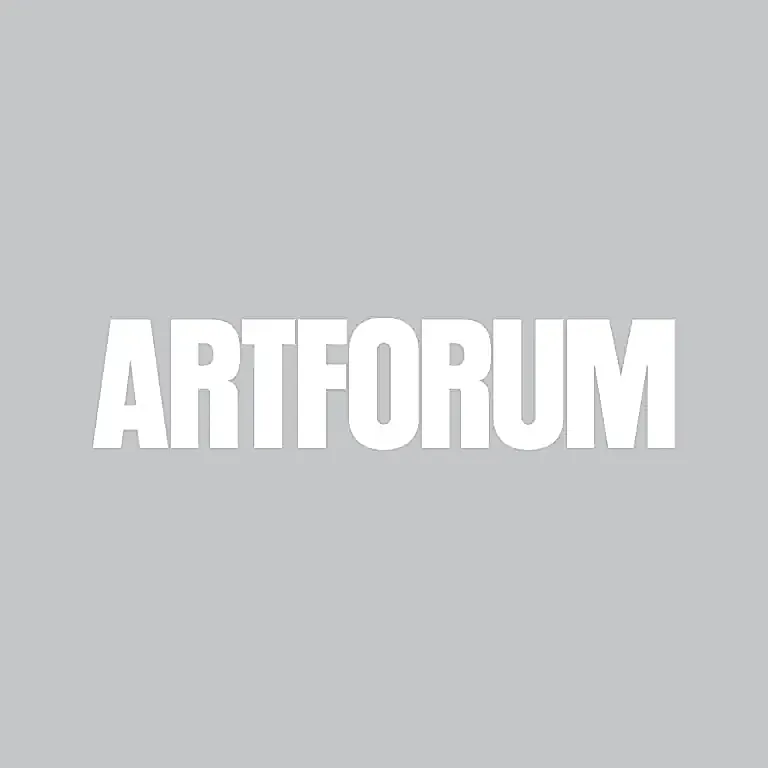 Перестановка в Artforum