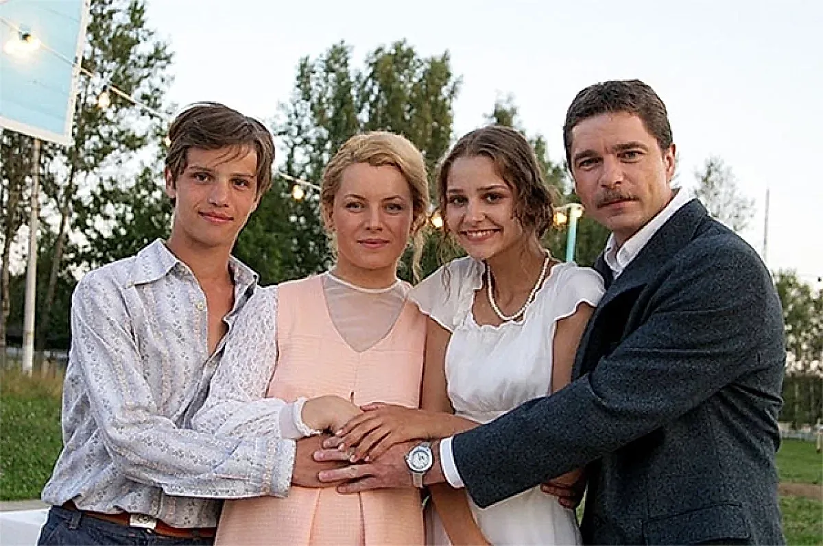 Стали родными: судьбы актёров «Громовых»