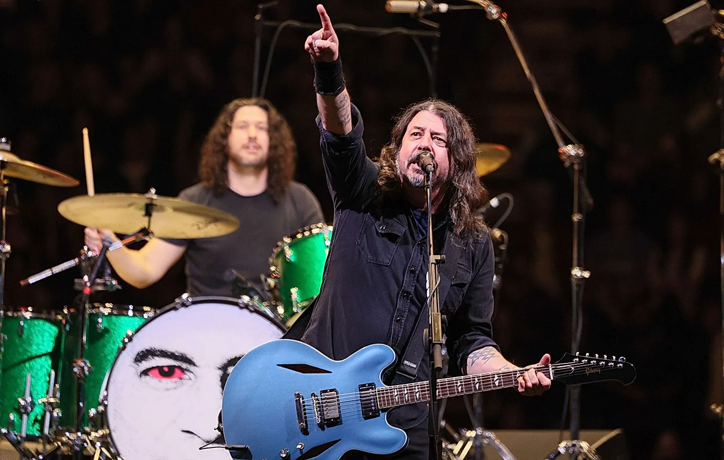 Foo Fighters и их новый рок-боевик