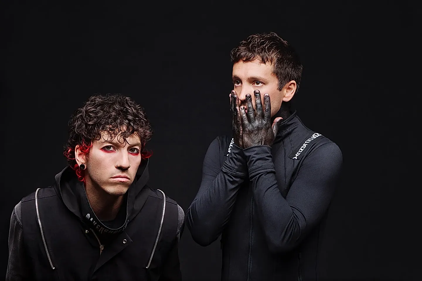 Гигантский прыжок Twenty One Pilots