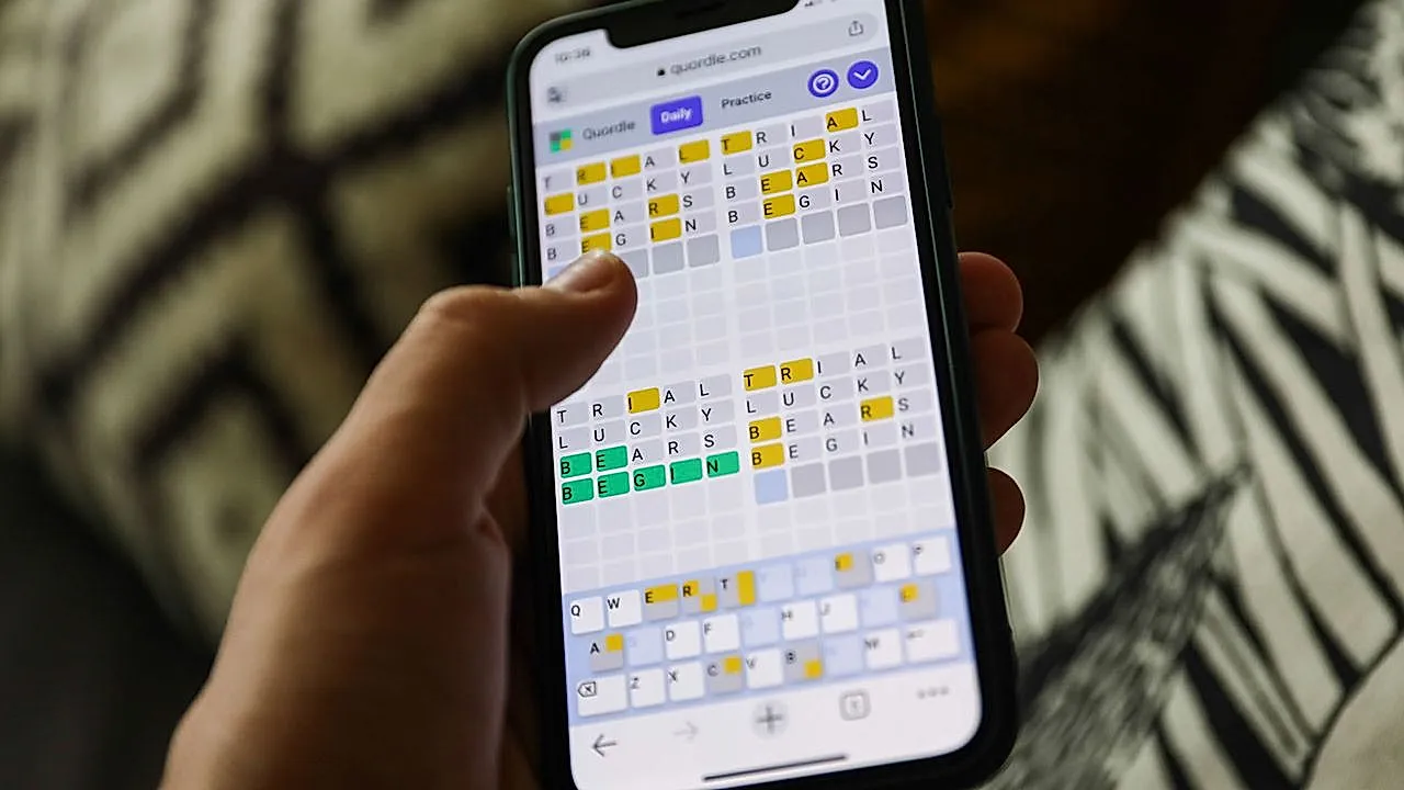 Подсказки Quordle на 25 февраля