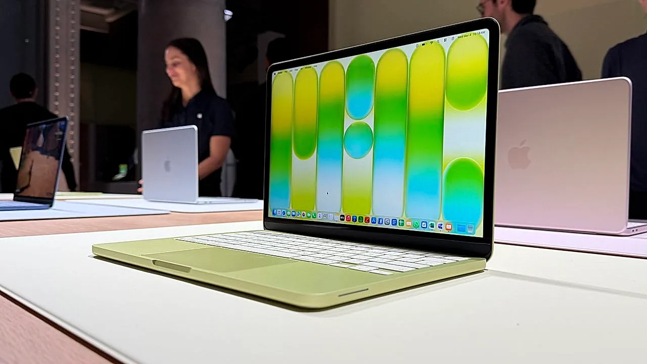 Сравнение MacBook Neo и MacBook Air M5