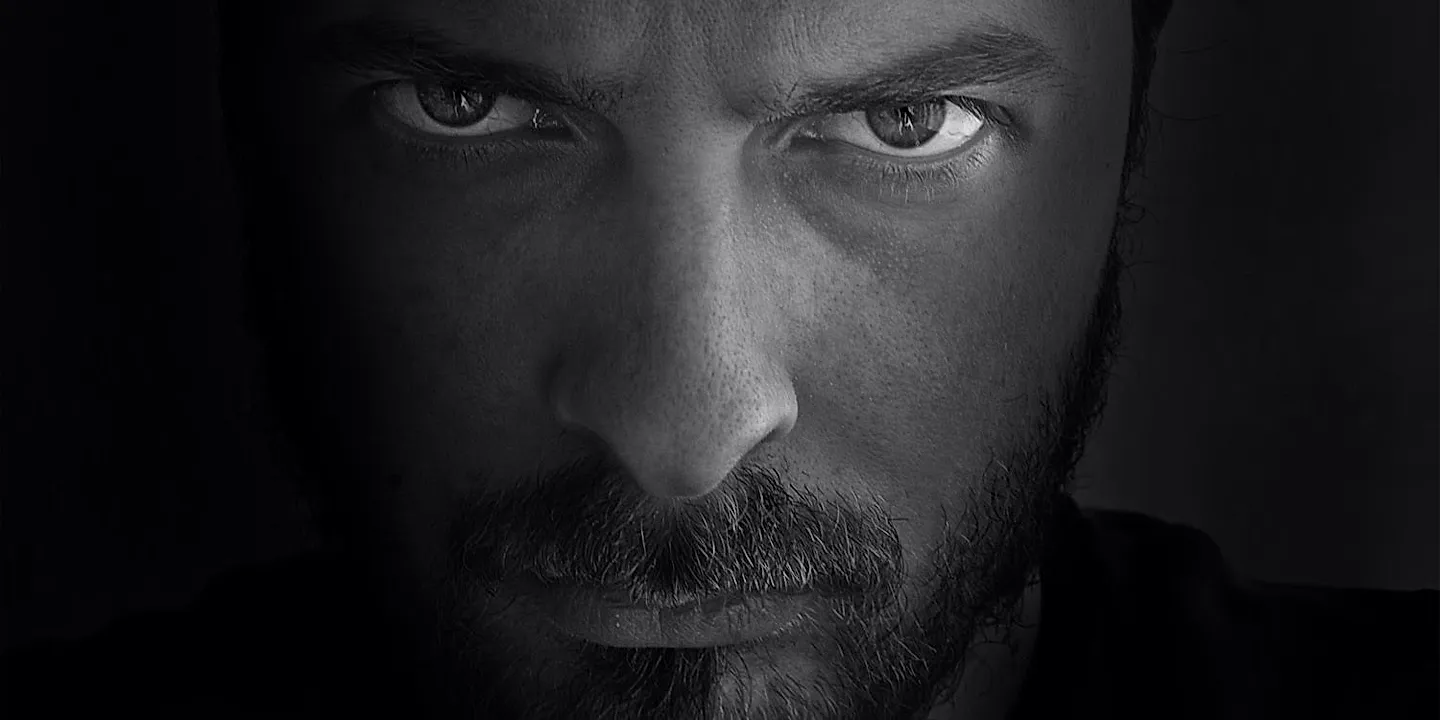 Темные люди и пустой мир