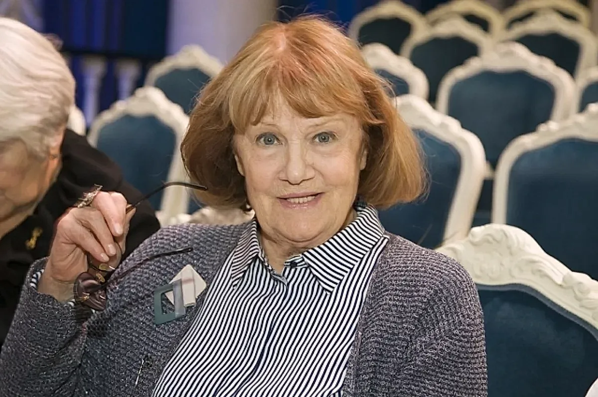 Три голоса о Яковлевой