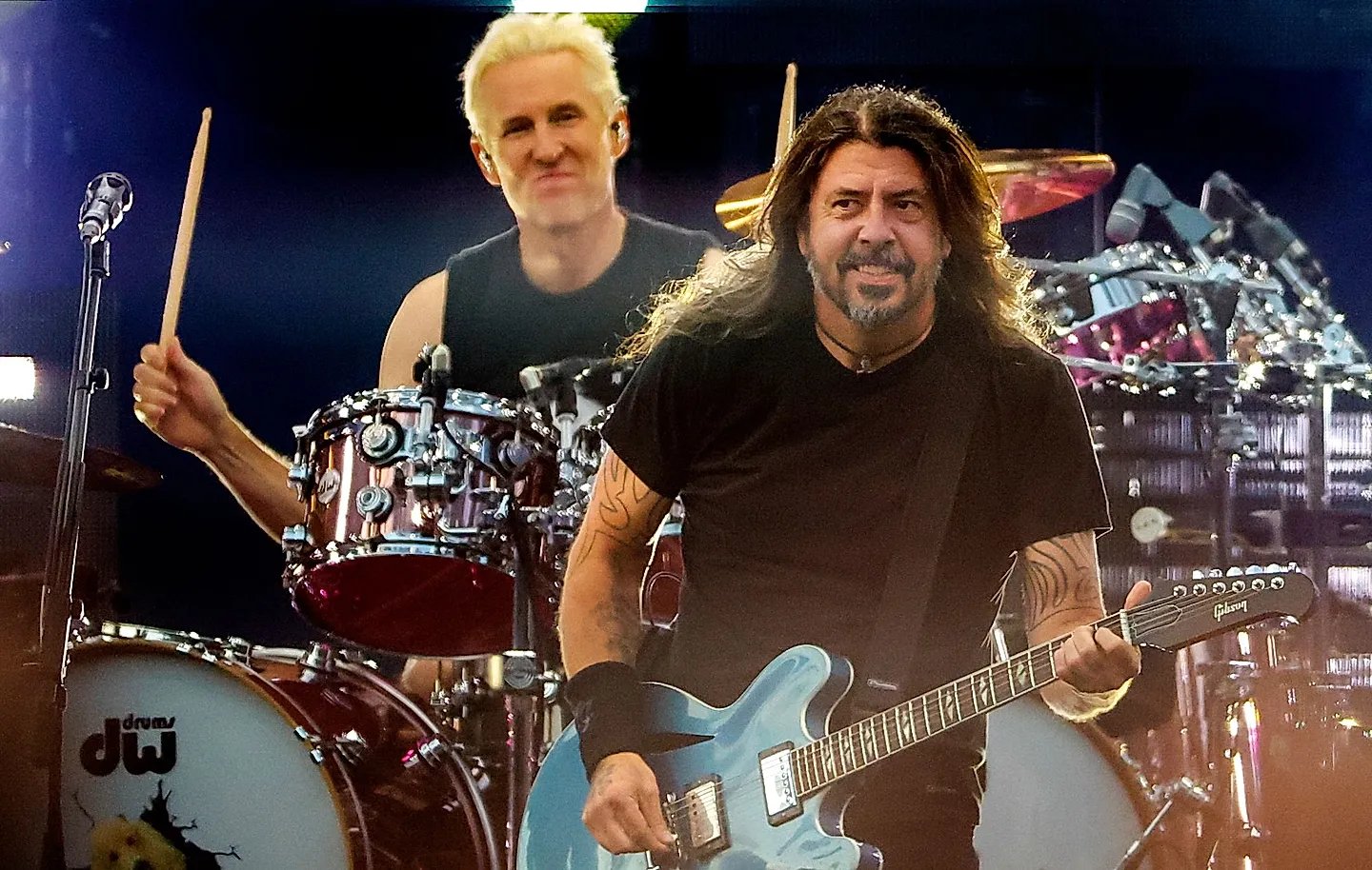 Разборки Foo Fighters: барабанная сага