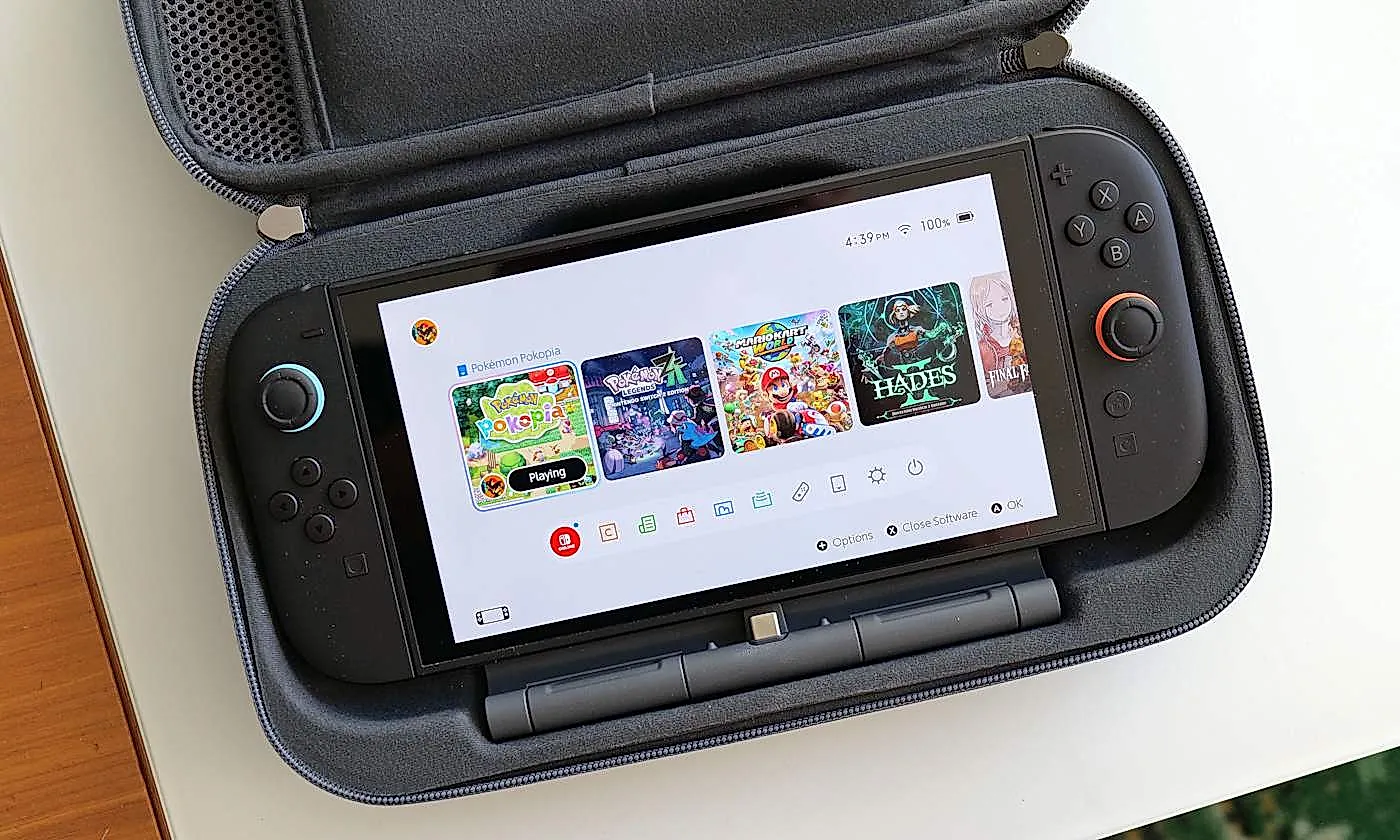 Стильная зарядка для Switch 2