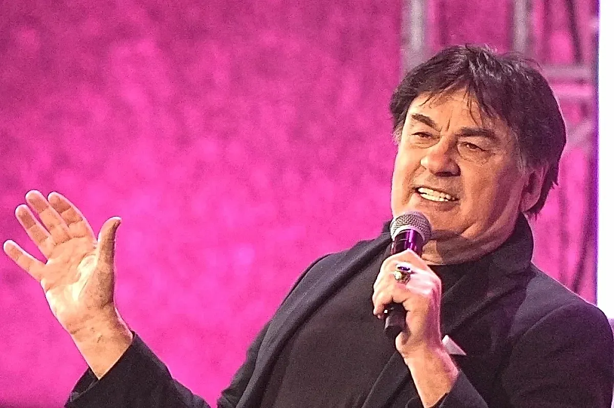 Серов и его 75-летие: без сцены, но с интригами